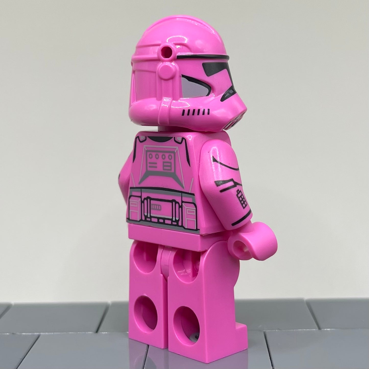 Proto Clone, Dark Pink - GCC