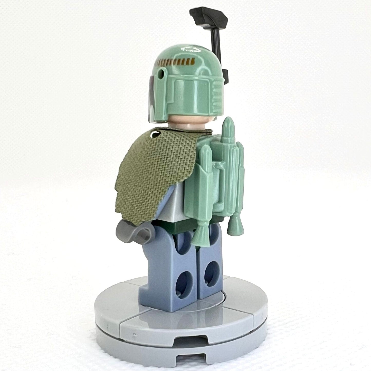 Boba Shoulder Cape - TBW