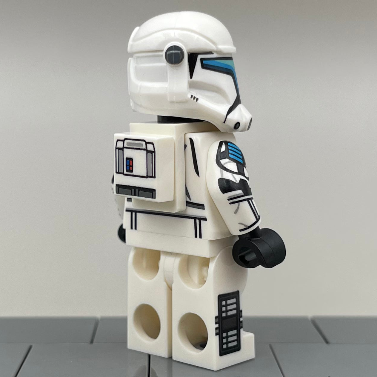 Omega Squad, White Armor- CFL