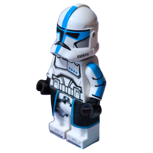 Clone Trooper Lieutenant - GCC | PRE-ORDER