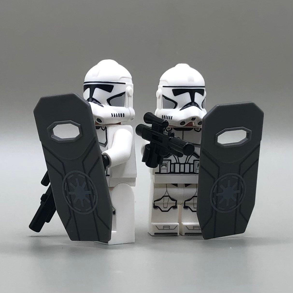 Clone Riot Shield – Tom the Builder